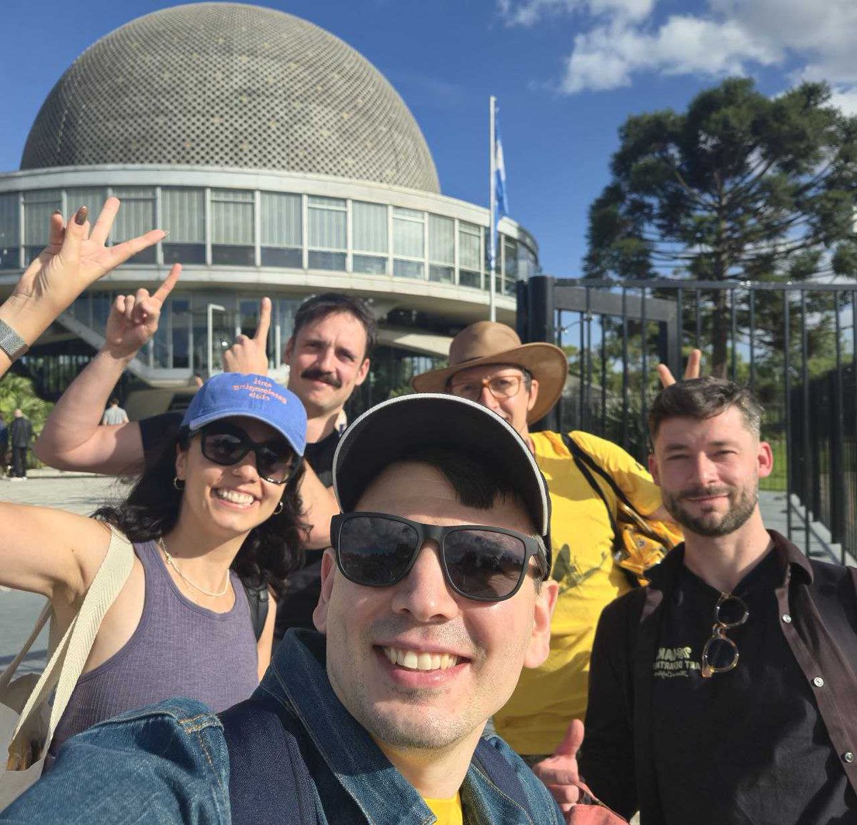 madamczyk0's tweet image. We visited the Frontier Forum&apos;s venue today. Simply epic. Do not miss this event tomorrow! 📡🛰️

#FrontierForum ​#MoonShotProjects #BuildForTomorrow @SpaceComputerIO