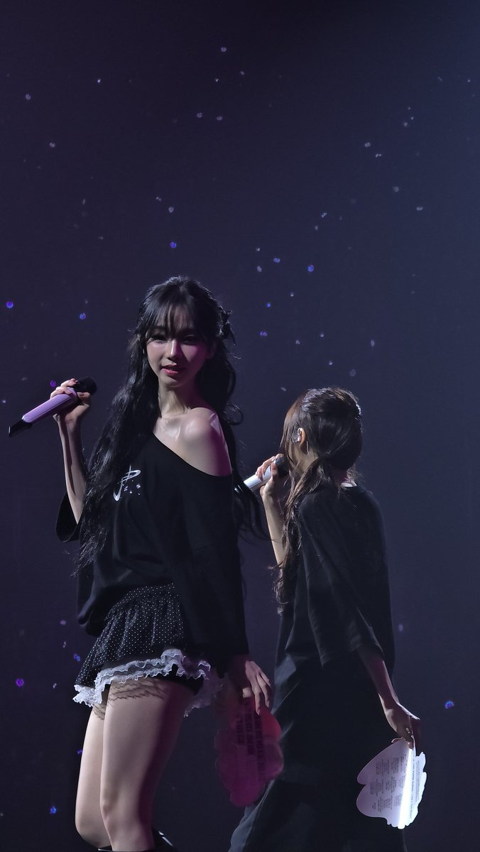nitisak_pok's tweet photo. สวยจนอยากกัดลิ้นตายให้มันจบๆ🫠🫠🫠🫠🫠#karina #aespa_SYNK_aeXISLINE_BANGKOK https://t.co/h6Knu4jyKQ