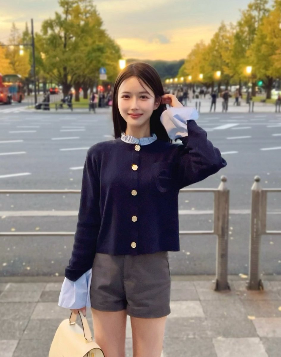 ニットカーディガン