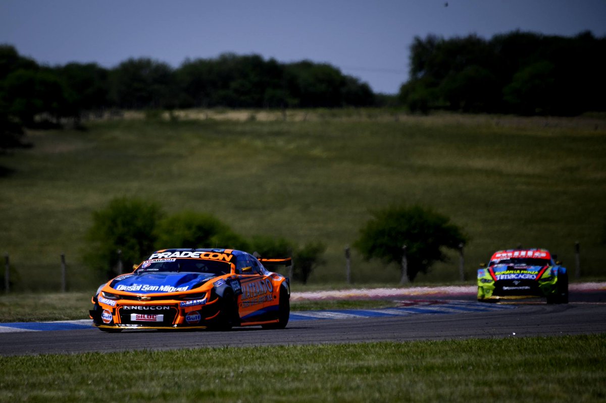 motoresapleno's tweet image. #TurismoCarretera en #Toay, #LaPampa II – #Final: #Ledesma volvió a la victoria luego de un largo paréntesis. #motoresapleno #automovilismo #motorsport #ACTC #TC #CopadeOro
motoresapleno.com.ar/2025/11/turism…