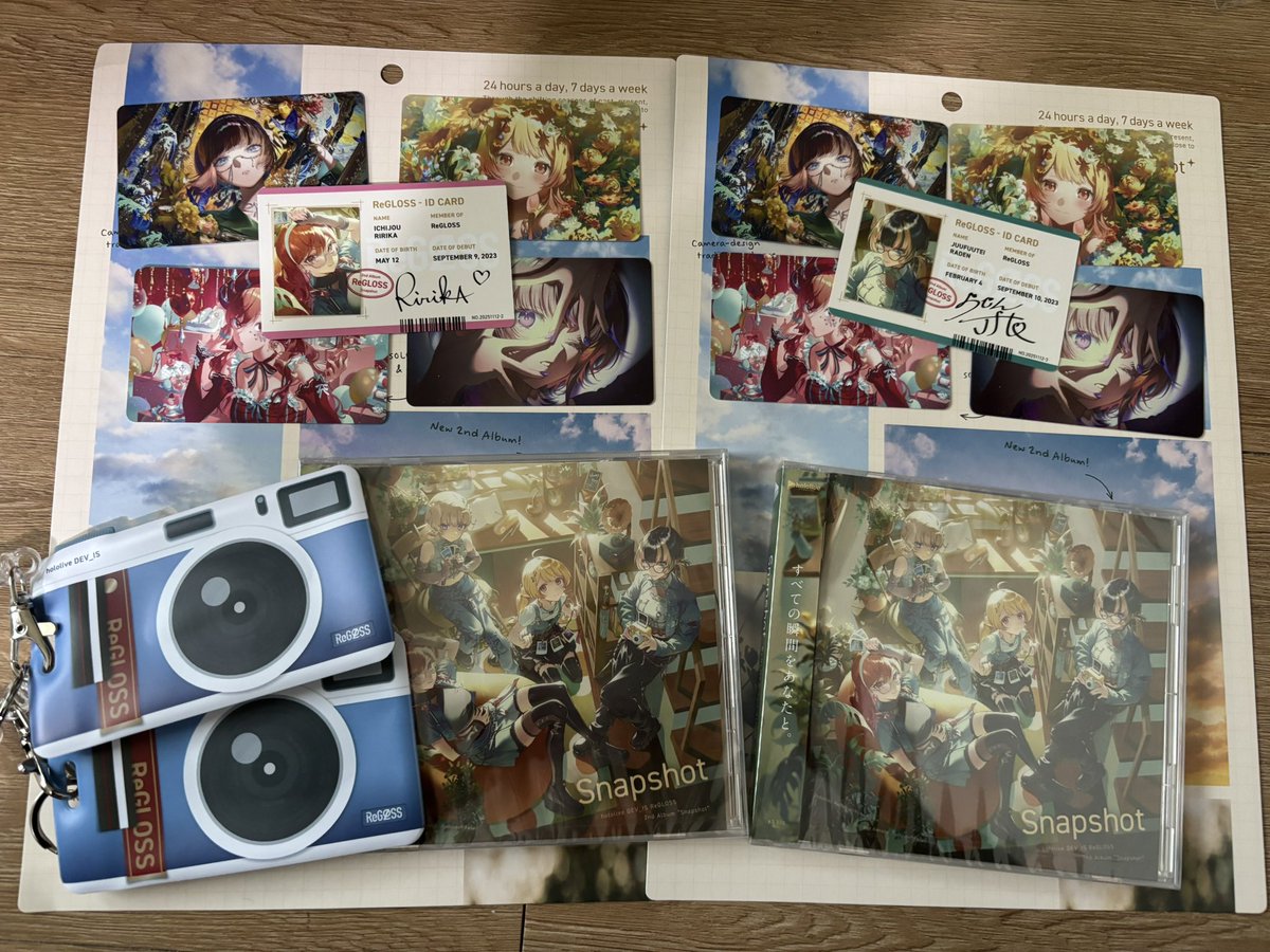 raiden_emi's tweet image. 리글로스 세컨드 앨범 왔다~~

ID카드는 리리라덴~~

#ReGLOSS #Snapshot