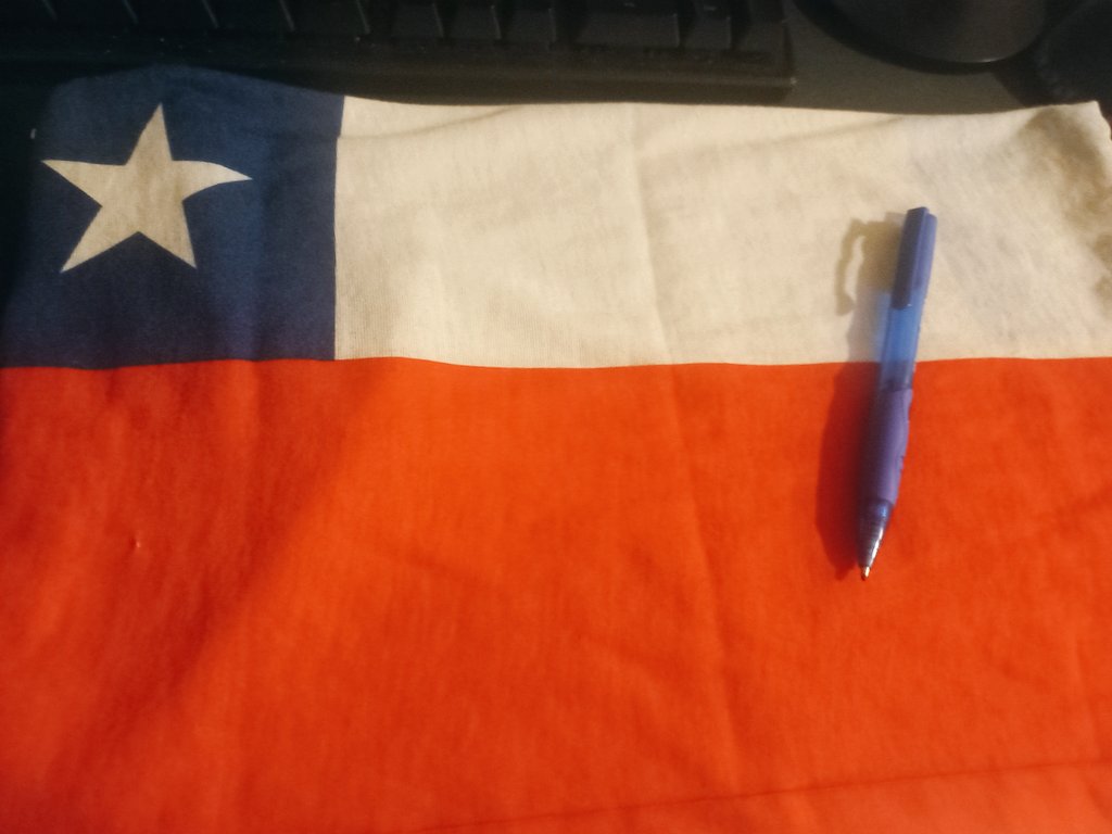 Fue un largo día como vocal de mesa pero estoy feliz de haber hecho mi labor por Chile como ciudadano con muchas ganas y voluntad, en un día tan importante como hoy me doy cuenta de todo lo que amo a este país, estar cerca de Dios me ha cambiado la visión sobre muchas cosas