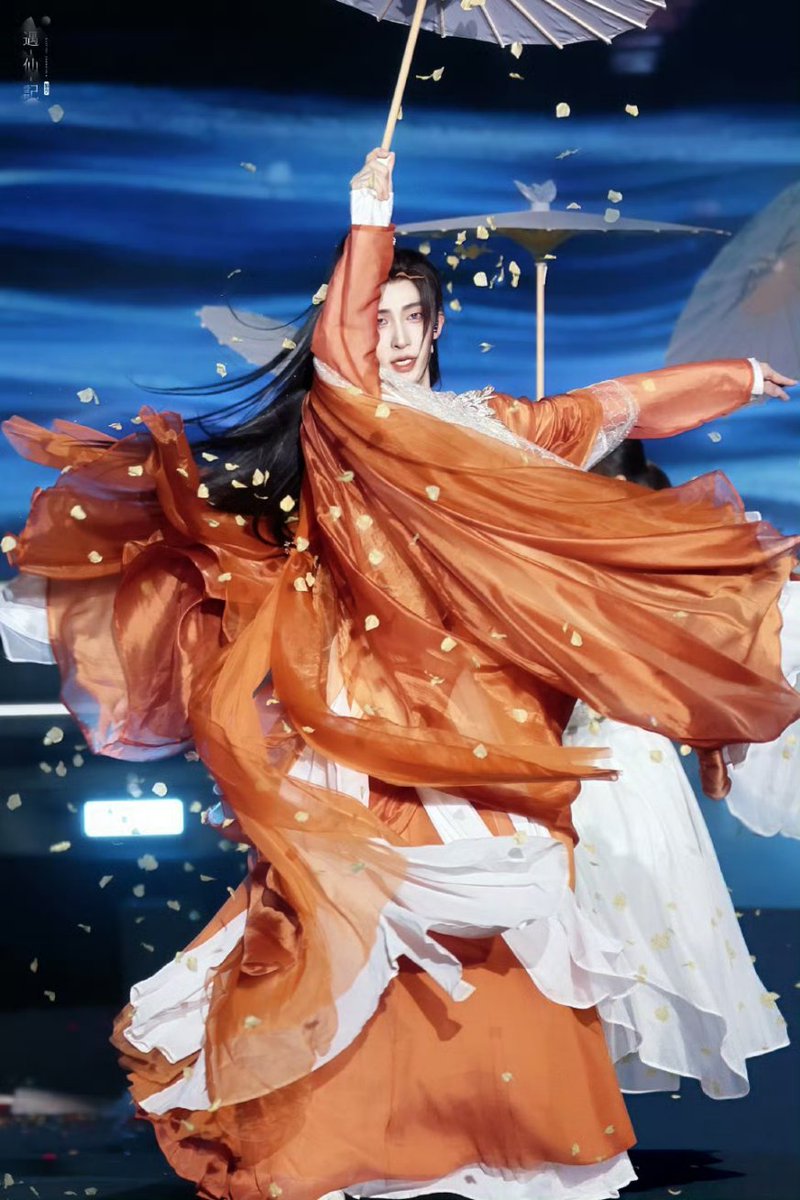 liuyu2000's tweet image. สเตจเมื่อวานนี้สวยจริง 😍😍
#LiuYu #刘宇  #หลิวอวี่