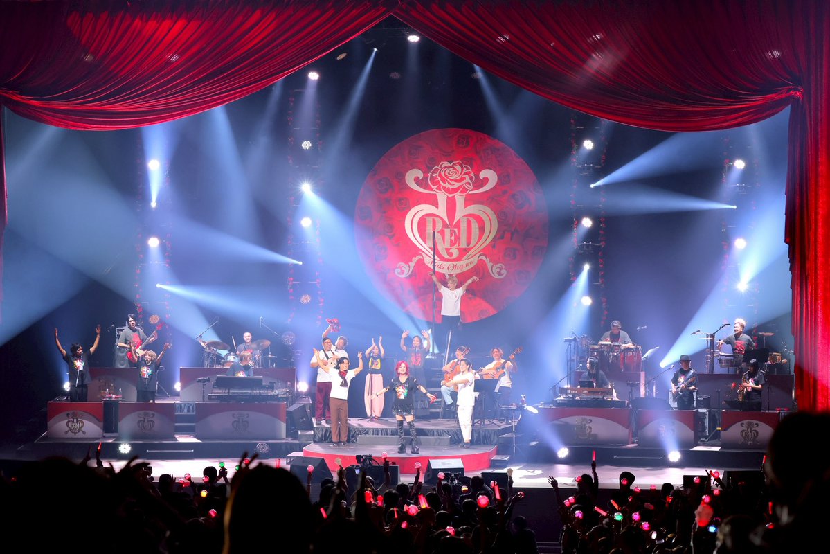 m_ohguro's tweet image. 2025年のBLACK&amp;amp;RED ツアー、昨日、無事千秋楽を迎えることができました👏

8ヶ月の間でBLACK&amp;amp;RED全く内容の違うコンセプトで挑んだツアーでした。
まだまだ進化し続けますので、一緒に楽しんでいきましょう✨

#55black
#55red
#フラメンコ
#ペニゲリオン