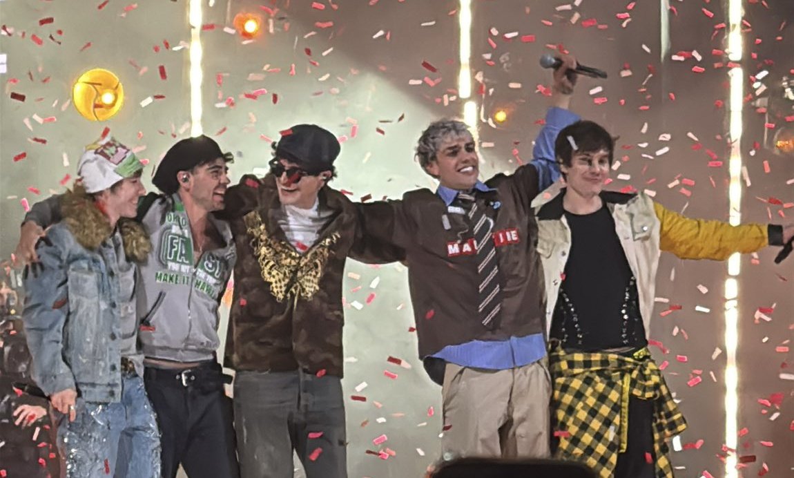 que onda con los guapos que se ven CD9 

CD9 IS BACK