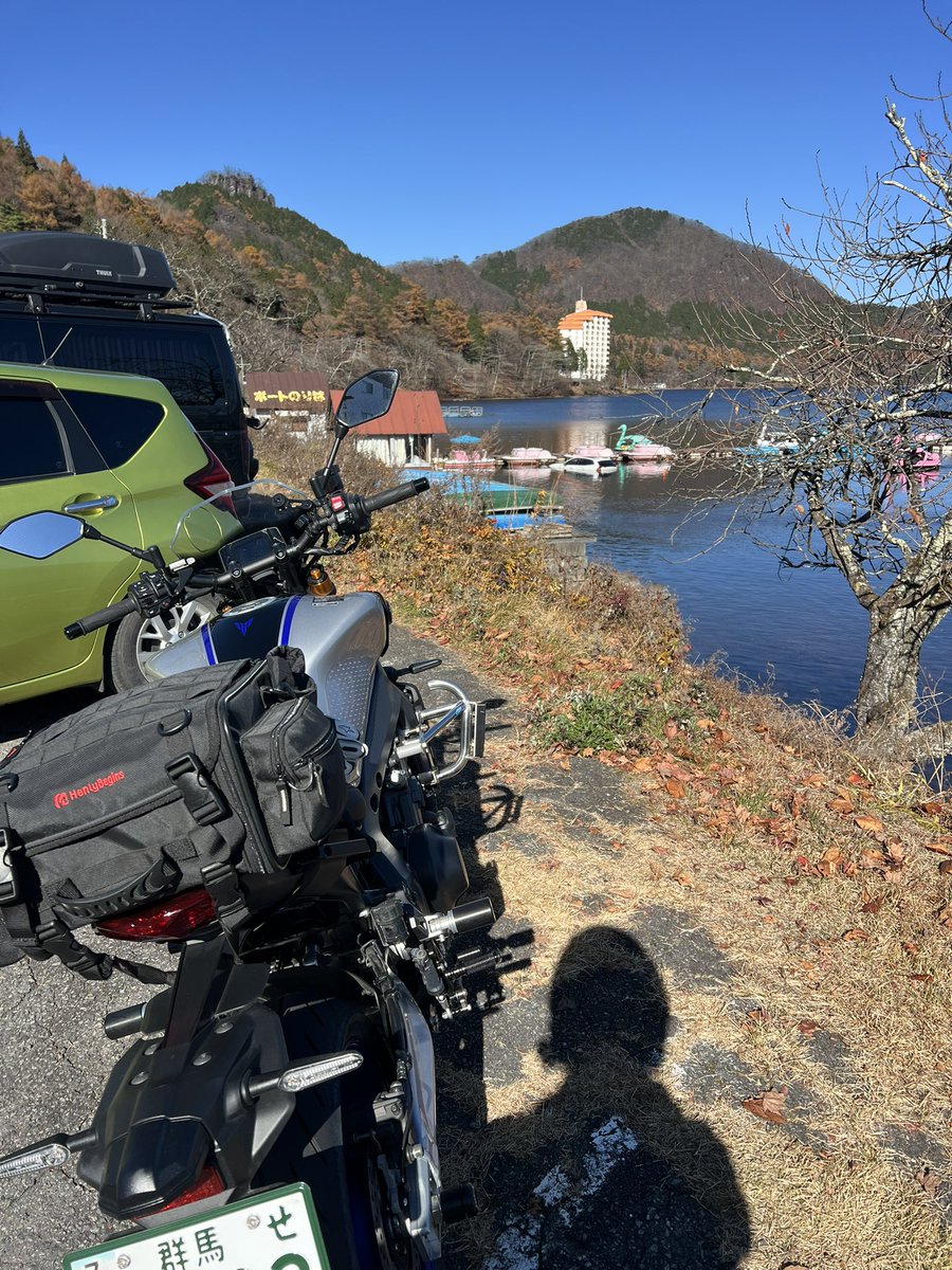 d2s_rolling's tweet image. あれが榛名湖ボルボか…😨