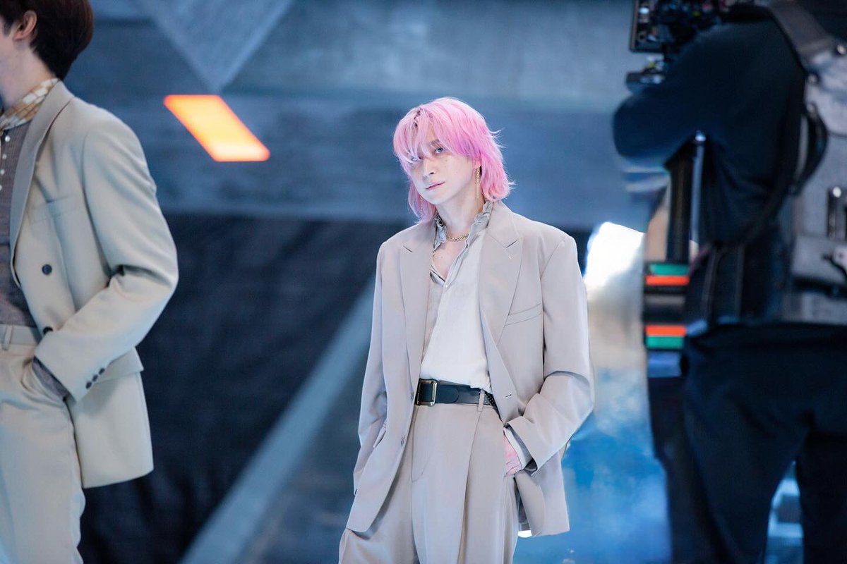 悪戯な天使 『悪戯な天使』MVオフショットをお届け📸 さくまくんの表情