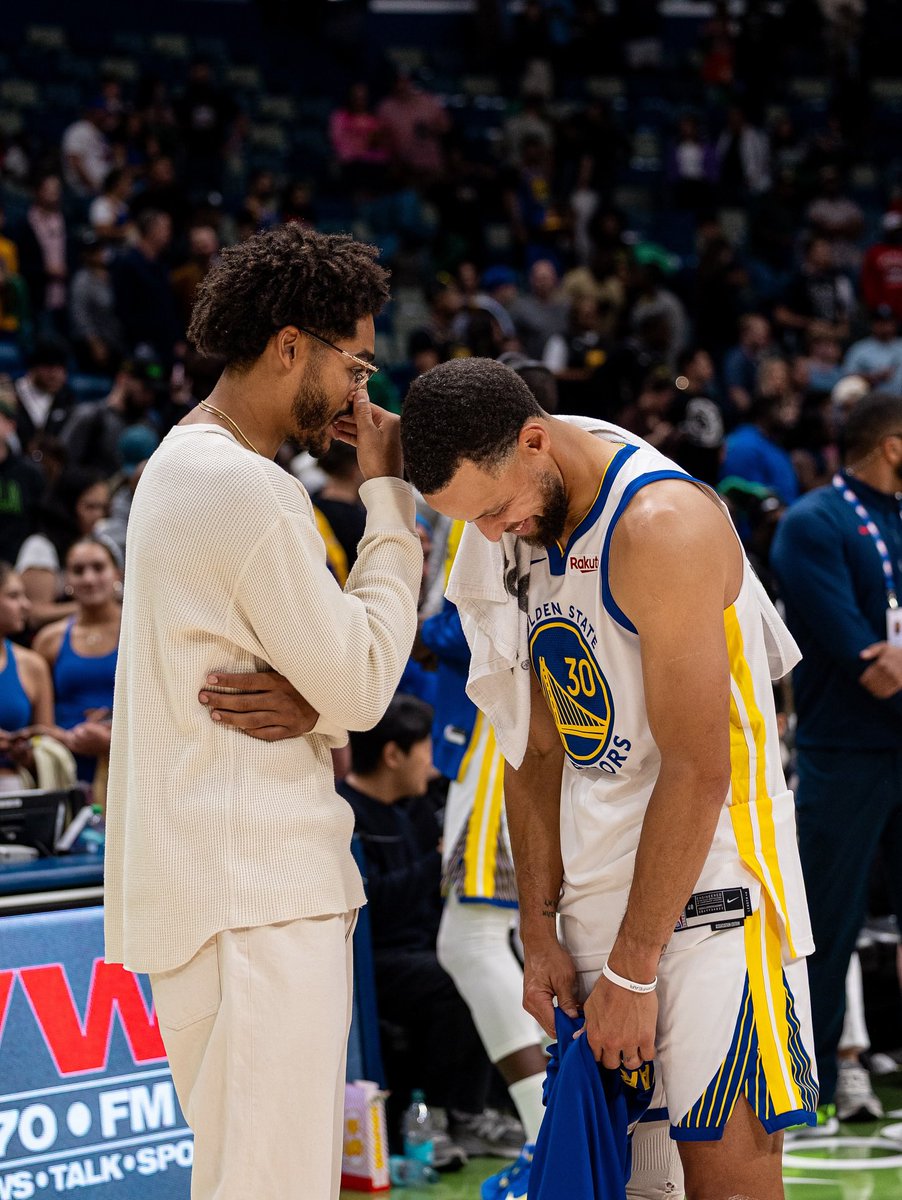 jinthirty's tweet image. Jordan Poole x Steph Curry 🤝