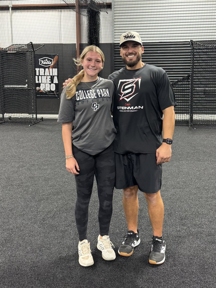 AEOlano2027's tweet photo. Had a great time meeting and learning from @coach_steinman! I loved how coach gave me a better understanding on body position,timing, and angles to the ball. Definitely felt my game excel today, cant wait to get back for another session!Thank you also @vallegloveco & @Turn_2Academy for hosting.
@SI_Olano_16U @TWCPSoftball
@hunter_bunch10 @CoachBerry33
@ChrisBartels20 @CoachRC16
@ScottWoodard8 @CoachMariaWinn
@CoachGJCary @CoachMcKenneyLU
@brcc_softball @ShawnWoods22
@eric_henderson2 @CoachReedUTTSB @Jeff_Staton44 @CoachWylyUTTSB
@whyyousogood @ExtraInningSB
@SoftbalAmerica @LineDsoftball @CoachValis @awhiddd @SBRRetweets @TopPreps @CSchoony11 @CoachJaegersSFA @coachkoons @CoachCodyWhite
