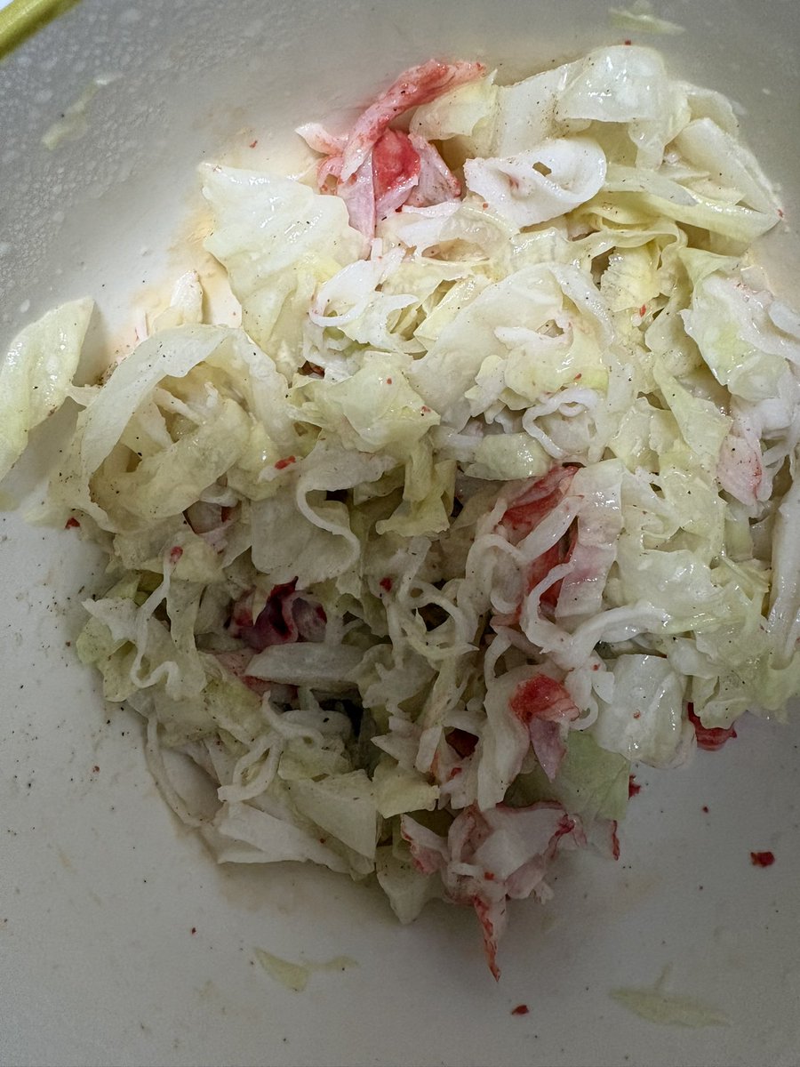 cabbage184184's tweet image. 失礼します。
（মাফ করবেন, ）

キャベツです。
（এটা বাঁধাকপি।）

#SCD
#キャベツ
#cabbage 
#失礼しますキャベツです 
#野菜