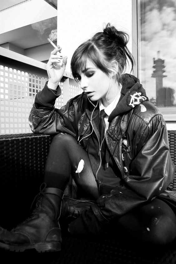 If you like unfiltered detective novels...

Let the #AwardWinning #KinkNoir series light your way: buff.ly/GFJknEq 

#NonTraditional #CrimeFiction #MYSTERY #NOIR #NeoNoir #Noirvember #BDSM #LGBT #BookTwitter