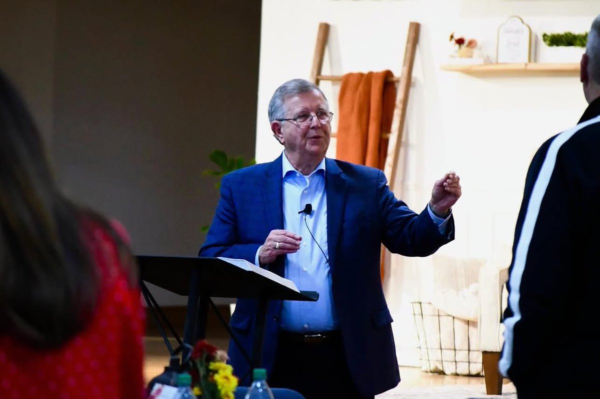 Roger E. Pauley tweet media