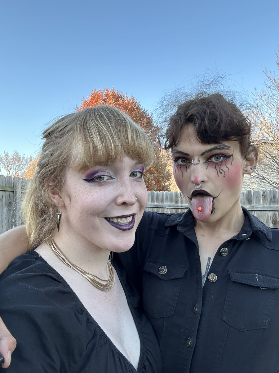 Progchamps's tweet image. With @dead_sex_ had a great first show, thanks fag love uuu :3