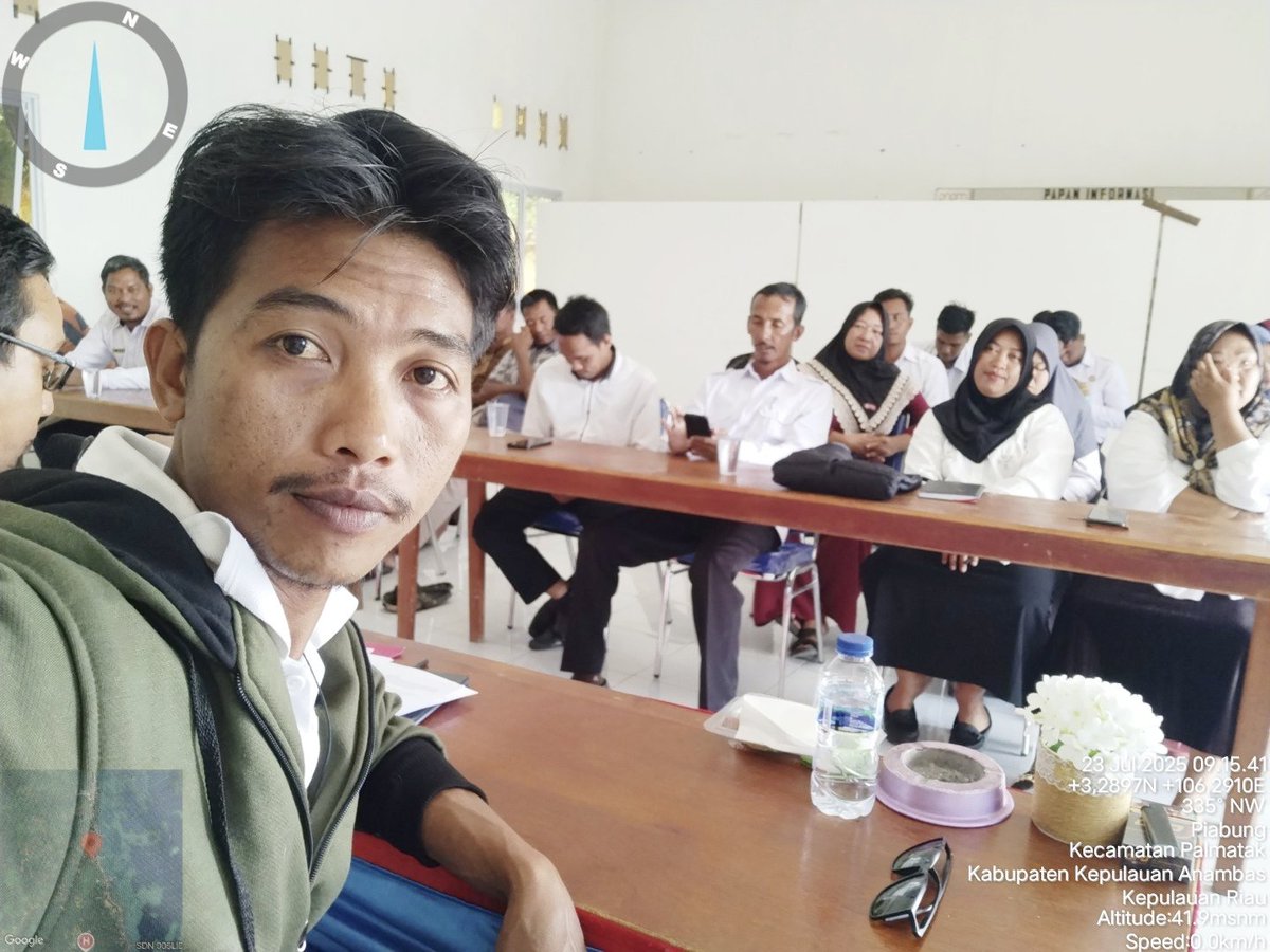 Gotong Royong Membangun Desa; wujud nyata kerja kolaboratif semua pihak dalam Membangun Bangsa

#TerimaKasihYandriSusanto
#SelamatkanDesaDariNarkotika
#DesaBersinar
#DesaGotongRoyong

<a href="/prabowo/">Prabowo Subianto</a>
<a href="/YandriSusanto/">Yandri Susanto</a>
<a href="/ArizaPatria/">Ariza Patria</a>