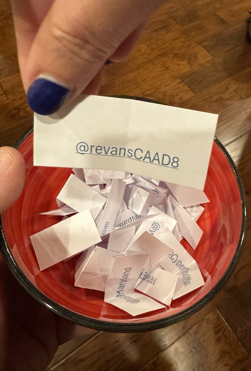 ChatCharge's tweet image. CONGRATULATIONS to @revansCAAD8 for winning the latest Chattanooga Charge promo drawing! We will reach out for size and color preferences and get this SWAG shipped out to you right away! 

Stay tuned for the next drawing to be announced tomorrow and get your tickets for the 2026…