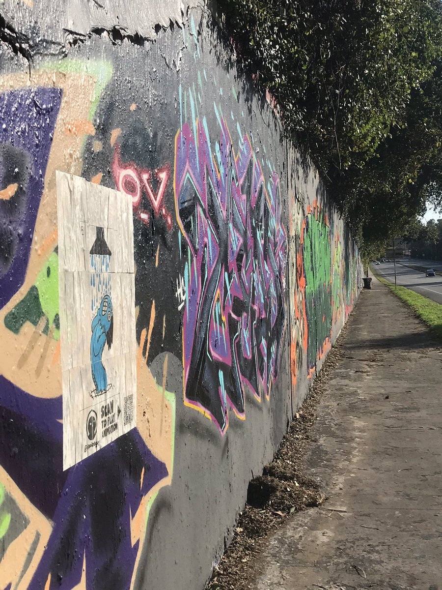 inoiseaguy's tweet image. From my animation titled, “Cold Shower.” Frame/cel #5, blown up and pasted on a wall in 9 pieces.
.
.
.
#streetart #wheatpasteart #wheatpaste #animationcel #legalwall #gainesvillefl #visualnoise #inoiseaguy