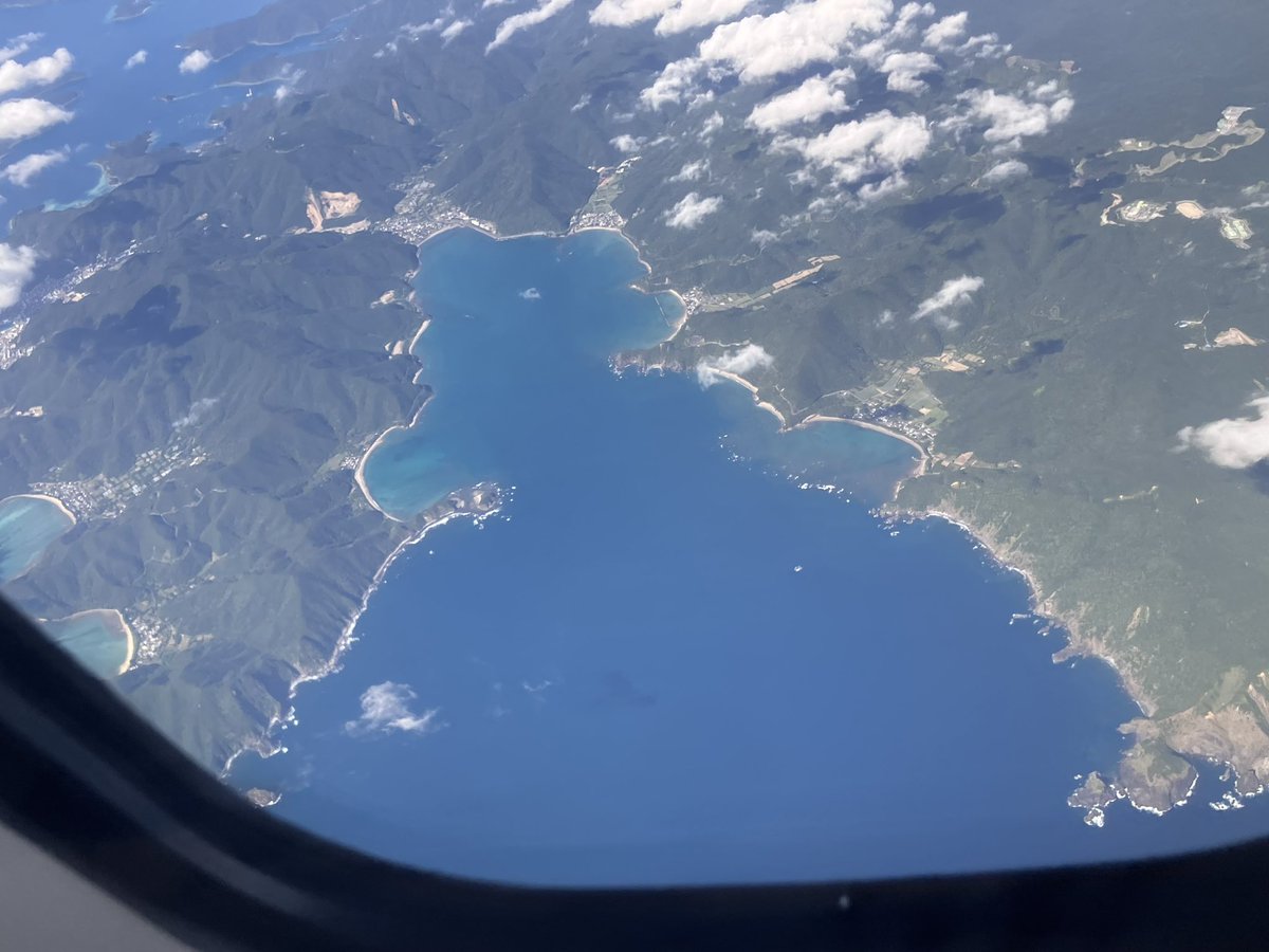 ちょっと沖縄行ってきます。
飛行機から我が家が見えた👀