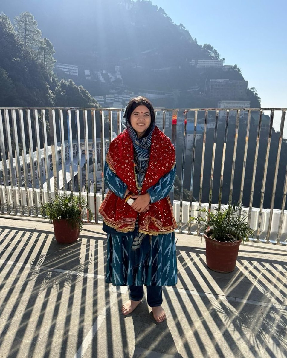 Privileged and blessed to pay obeisance at Shri Mata Vaishno Devi Ji humbly seeking her blessings as I embark on this new chapter as MLA of Nagrota Constituency

JAI MATA DI 🙏 Jab tak sooraj chaand rahega, Rana Sb ka naam rahega 🙏

@bjp4india @bjp4jnk @bjym4jk