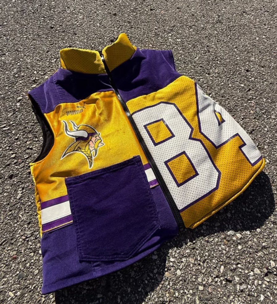 shelbytweten's tweet image. Some of the new puffer vests already available on the site! Act fast before they’re gone! 💜💛 #skol 

@ARIESARCHIVE1 

ariesarchive.com