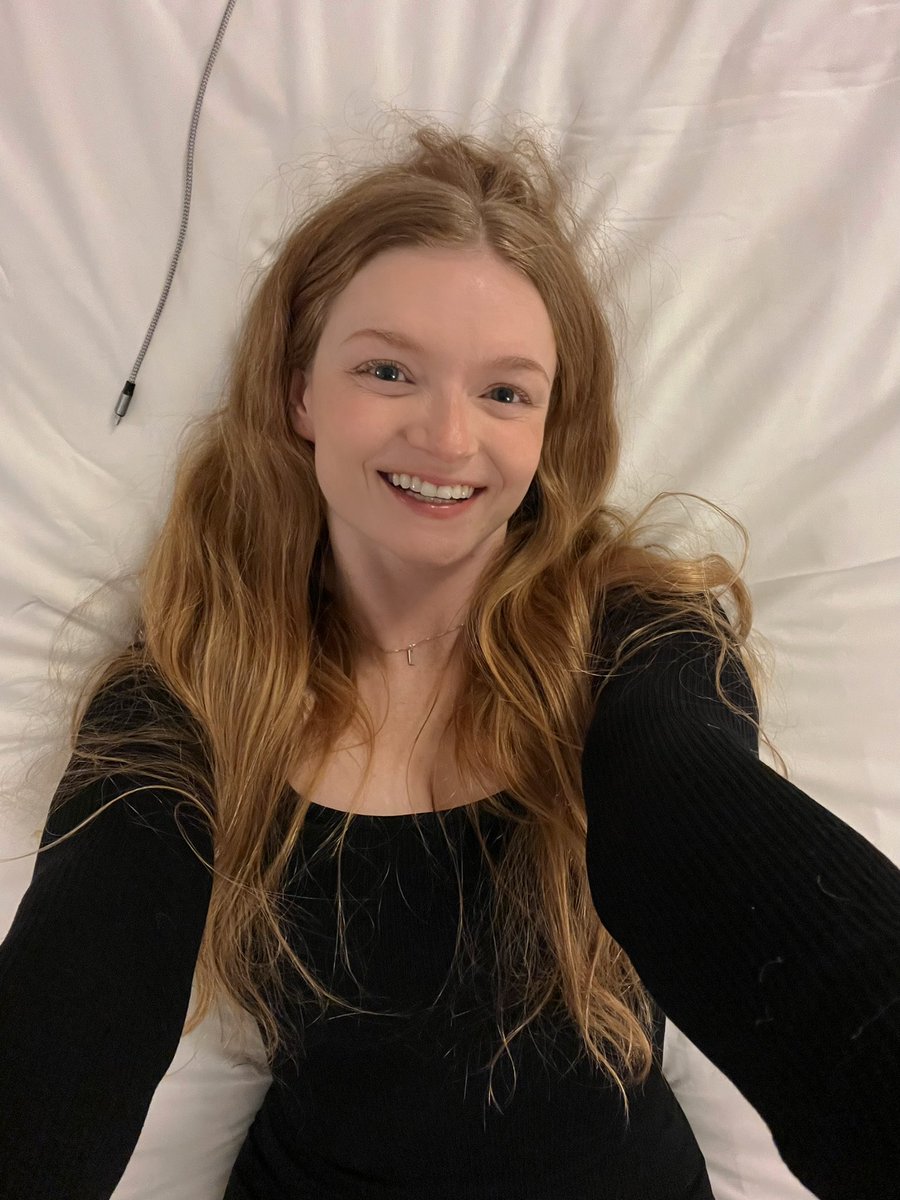 Cale 🥬 tweet media