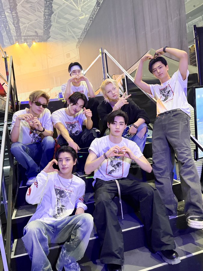 Thanks to our ENGENEs who walked with us until our third world tour, we had reassuring and happy times. In the future too, let’s all be happy, Thank you!