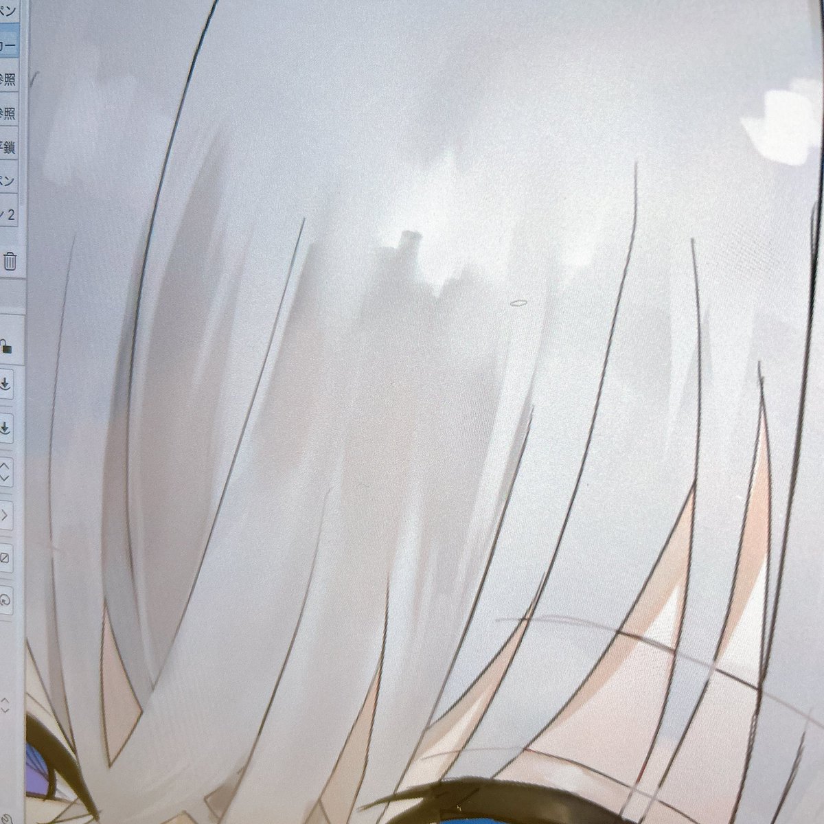 塗って混ぜてが絵の具みたいに混ざり合って塗ってる感あるので楽しい〜☺️

昼休憩一瞬で溶ける