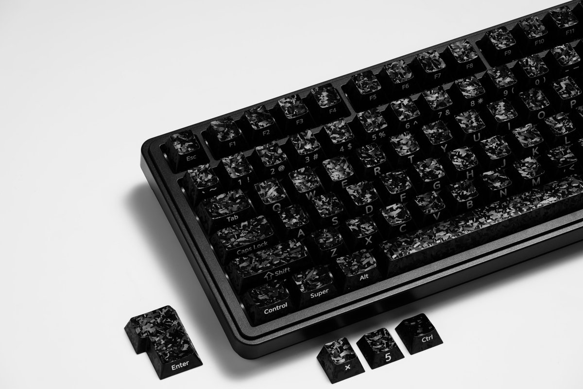 xvx_keyboard's tweet image. Here it is — the full look at the highly requested XVX Forged Carbon-Look 119-Key Set!

With its forged-carbon texture, this set gives your keyboard a bold new look and refreshes your whole desk aesthetic. ✨
xvxchannel.com

#xvx #keycaps #carbon #deskseyup