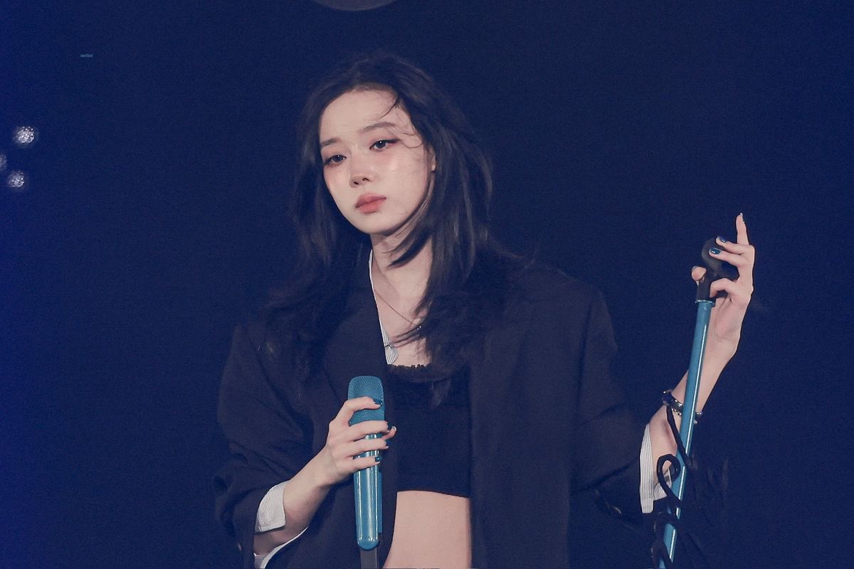 luvwinrina's tweet photo. TÔ APAIXONADA
#aespa_SYNK_aeXISLINE #aespa #minjeong #WINTER #blue #blueWINTER https://t.co/s0fxhr7nwi