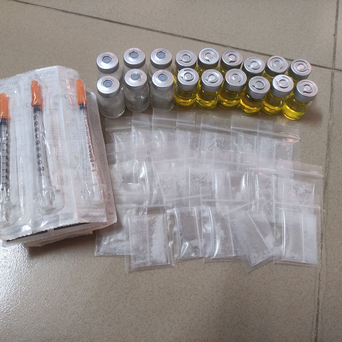 god_sethy17835's tweet image. ឥវ៉ាន់មានស្តុកស្រាប់នៅភ្នំពេញ Hf 🚀💉 ឡាវ 33%&amp;amp;34% ១លេខលាយសេរ៉ូមលឿងត្រឹមលេខ៥០ លេងងុំលះបាន៦ទៅ៨ម៉ោងរឺលើសនឹងតាមសភាពឈាមអ្នកប្រើរាវរឺខាប់