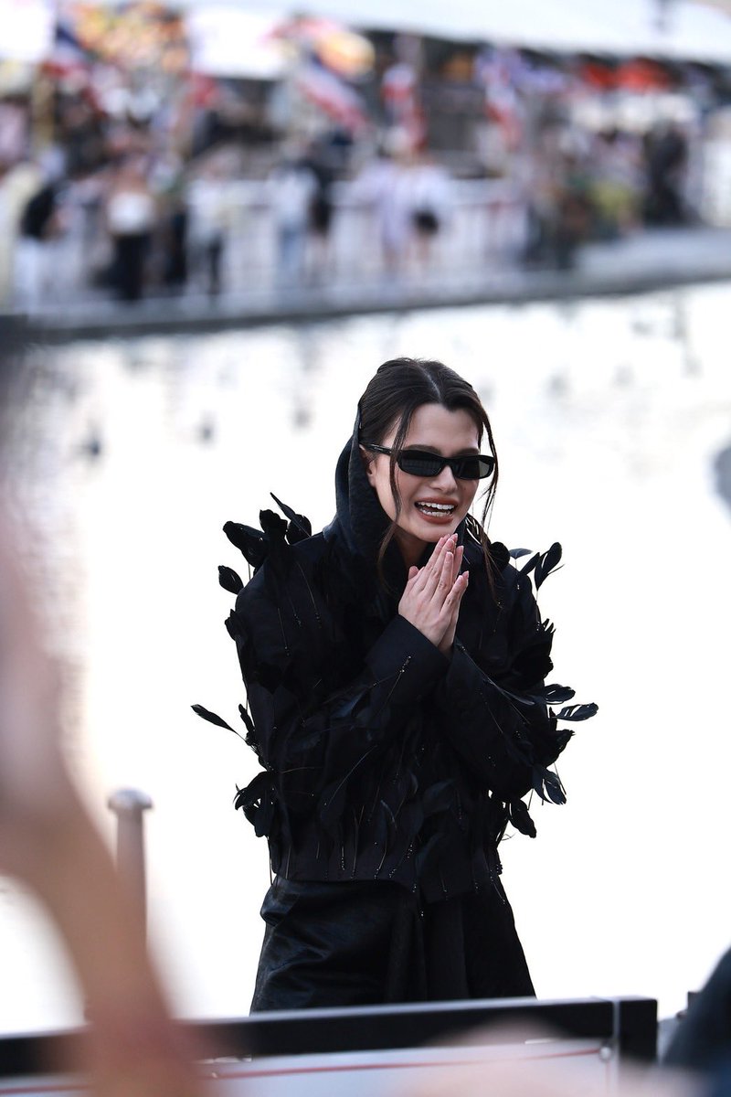 YYNS016's tweet image. สวัสดีจ้าาาา จะมาจับสลากแล้ว
ใครจะได้ไปน๊าาา 🫣🫣
ขอให้ไปคนที่อยากไปโอบกอดน้องเบคจริงๆด้วยเถิด

REBECCA ATTENDS EFW
#EFW2025xBecky
#EFW2025 #SeeYouAtTheTent 
#ELLEThailand #EFW25ATICONSIAM
#beckysangels #BeckyArmstrong