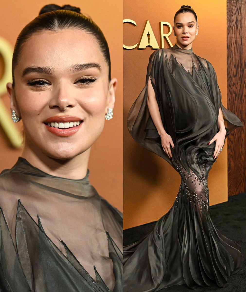 _filmcrave's tweet image. Hailee Steinfeld photographed at The Academy&apos;s Governors Awards. 📷