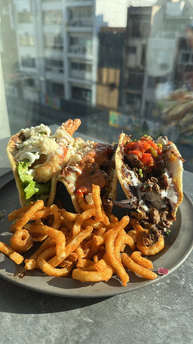 kakipp_11's tweet image. 美味すぎたタコス