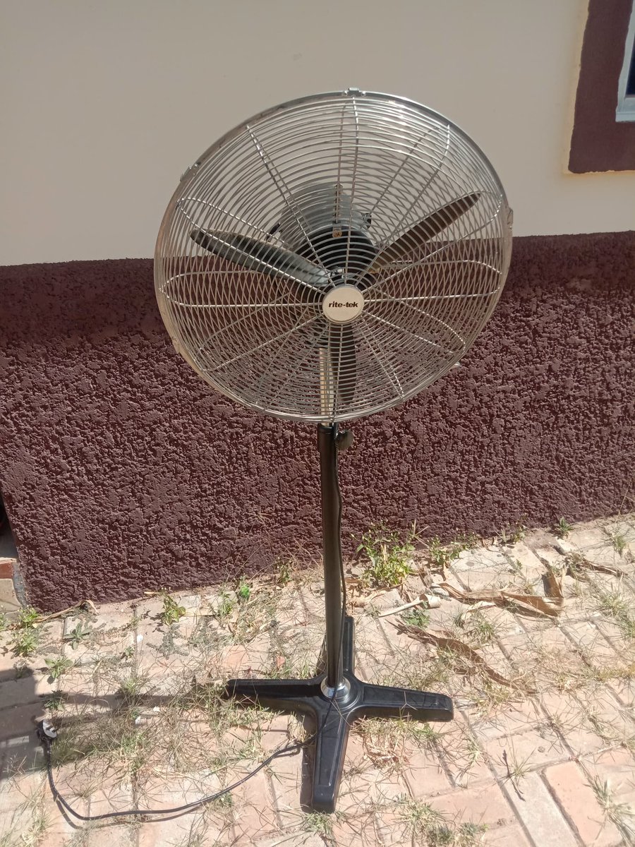 yardsaleplug's tweet image. A rite tek industrial fan available 

at N45,000 (slightly negotiable)

Condition: in perfect working condition 

Location: Jos

Contact: 08072472687

#yardsale #Declutter #JosNigeria