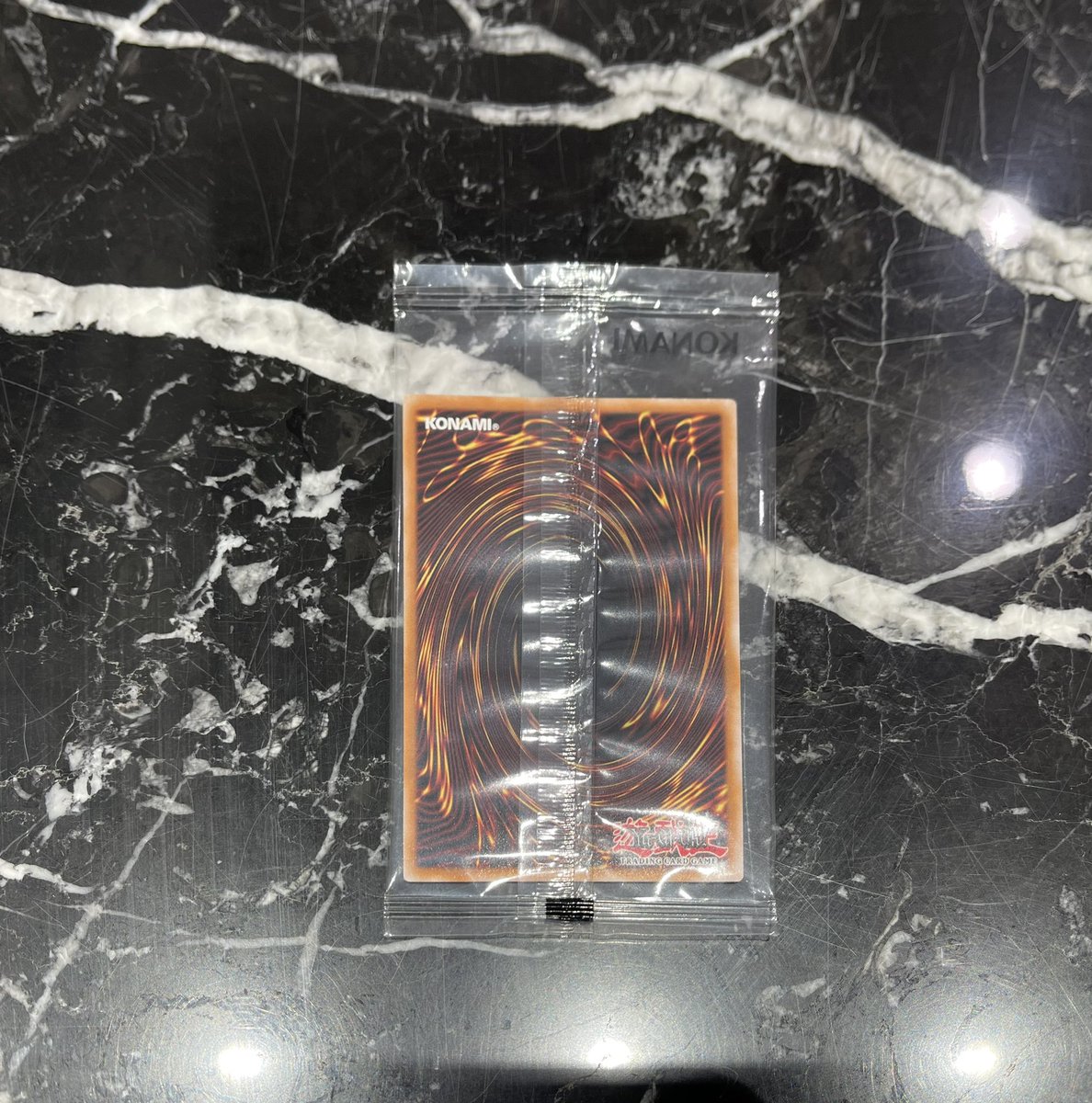 レッドアイズ Nike X Yugioh Redeyes Card NIKE YuGiOh Limited Promo