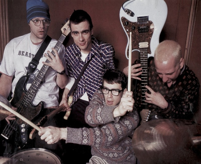 altmegashuffle's tweet image. #alternativerock #indie #classicalternative #radio Can't Knock The Hustle by @Weezer Listen to Alternative Rock Variety MEGASHUFFLE tunein.com/radio/ALTERNAT…