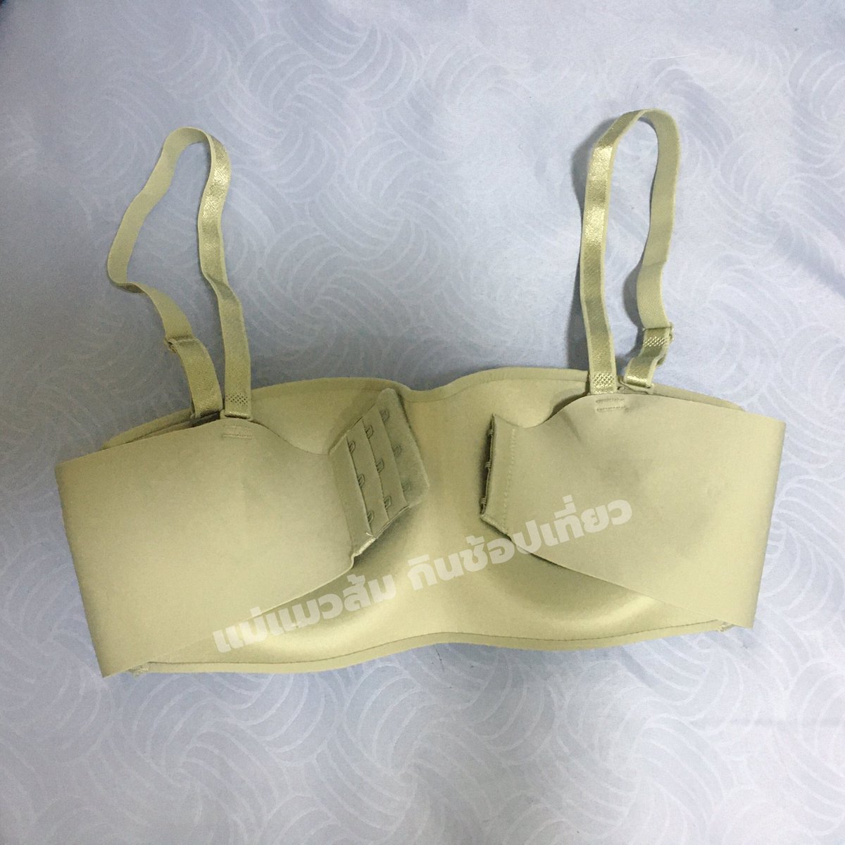 MaeMeowSom's tweet image. บราไร้โครง ทรงเกาะอก ถอดสายได้ เหมาะสำหรับคนอยากใส่ชั้นในแบบสบายๆ เพราะฟองน้ำบางไม่ดันทรง แถมไม่มีโครงให้อึดอัดด้วยค่ะ
📍Shopee: s.shopee.co.th/5VNZTh7Z1j
📍Lazada: s.lazada.co.th/s.ZZF5V7
#แม่แมวส้มรีวิว #ใช้ดีบอกต่อ
