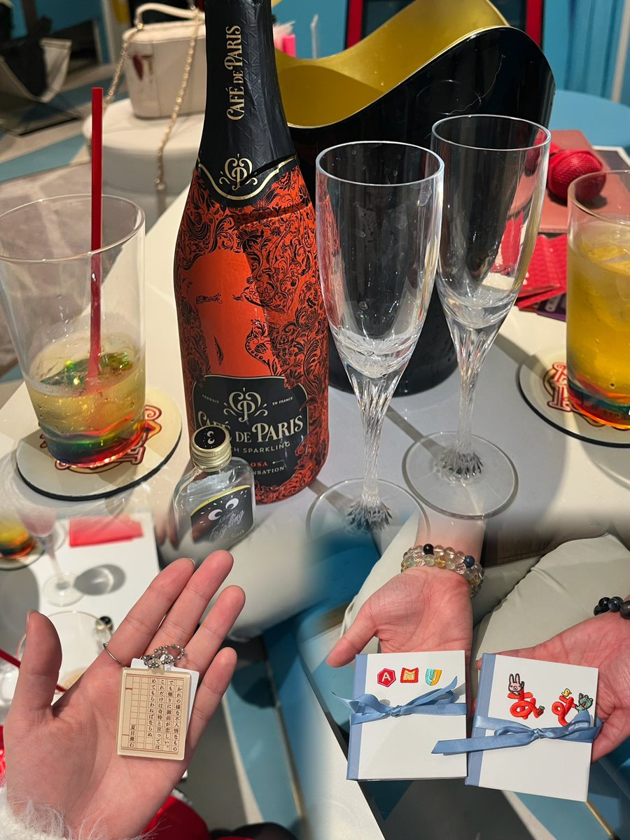 amu_alipa's tweet image. 11♡16

ありぱだいすき皆のことだいすき、、な日でした
ありがとうございました💌ALT

一生辞めたくない！
次は11/20 17-23います、DMくださいー！！