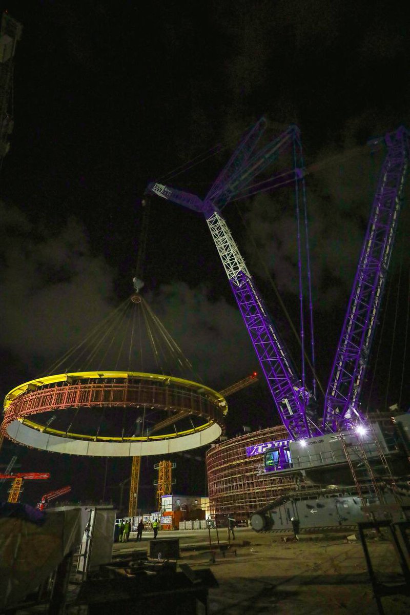 _k_real_'s tweet image. Работаем! Доброе утро