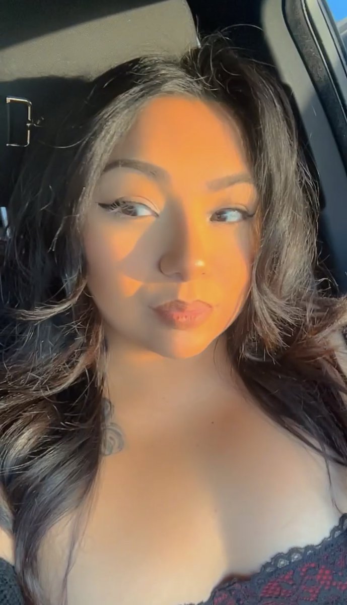 itzmonzzy's tweet image. i&apos;m back o whatever