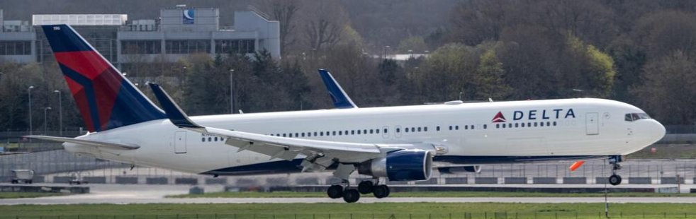 IshrionA's tweet image. Delta Air Lines officially withdraws from London Gatwick Airport (LGW).

Delta has forfeited LGW slots and will not resume its New York (JFK) route next year.

JetBlue and British Airways have also recently ended JFK-LGW.