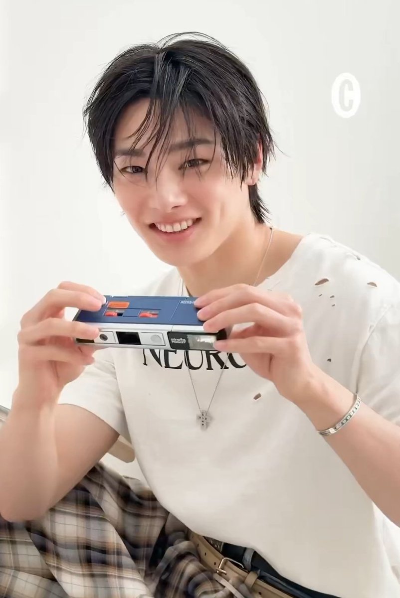 ManabatYael's tweet photo. 🌞 Cosmopolitan #straykids #I.n https://t.co/IcTRIQNHrq