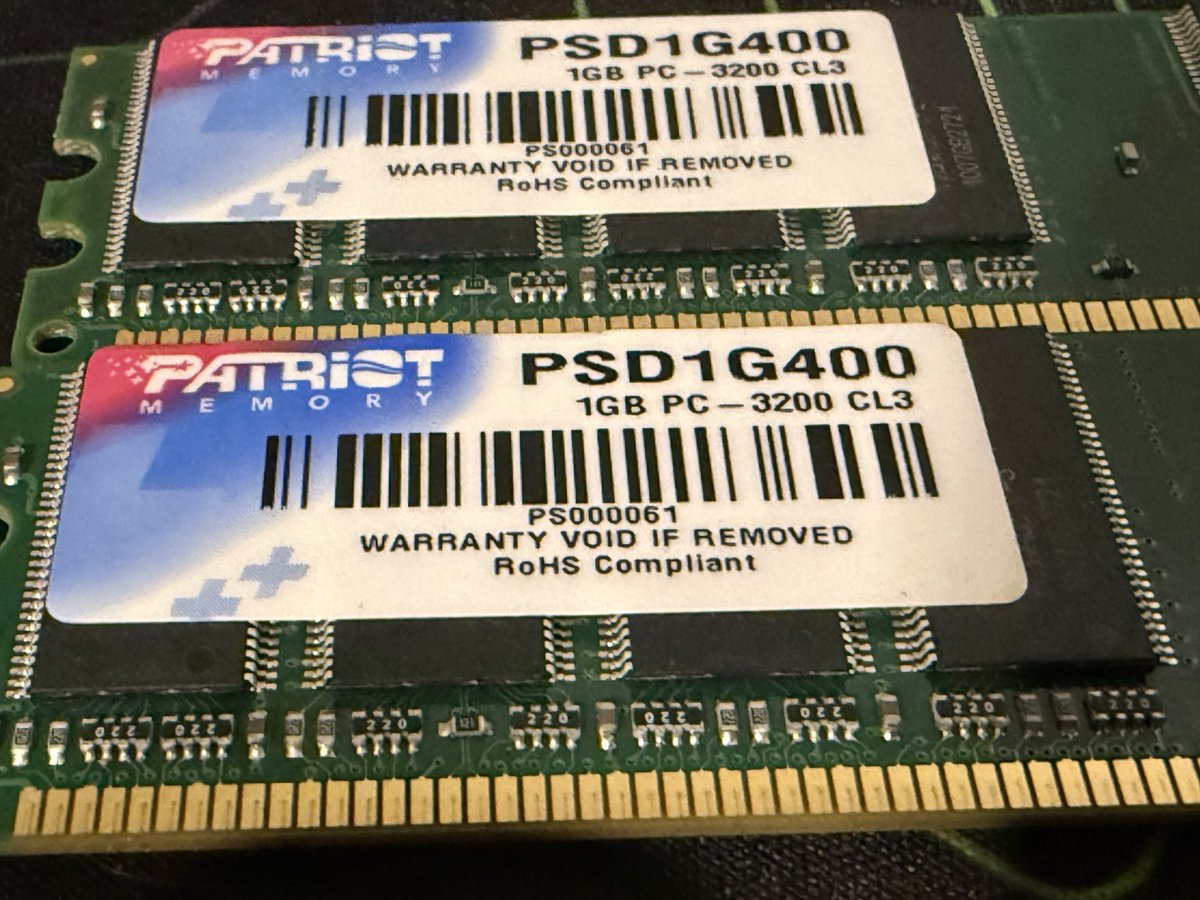 xsfugger's tweet photo. @PatriotMemory
 @ShannonRobb
I Just fired up some vintage PC3200 DDR (PSD1G400) from the 2003 Signature Line drop — Check the serial numbers. 

Running sweet in an ASUS A8N32-SLI Deluxe paired with a rare AMD FX-57 Engineering Sample. 

Waiting on PCI SLI cards to arrive for the full dual-GPU glory. 

Thanks for keeping the OG Patriot spirit alive!  
#RetroRAM #PatriotMemory #Socket939 #Asus