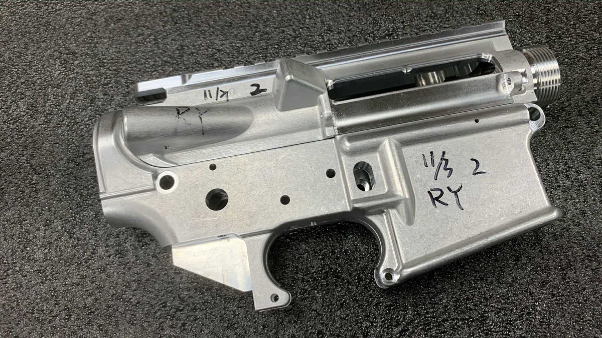 現在進めている #VFCガスブロ 用の7075鍛造レシーバーサンプルが今週入ってきます！まずはMIL規格のプロトとなり、追って民間用のプロトが届きます🫡
詳細は改めて告知致します。

今週もガッツリ新・再入荷品を公開しています。
orga-inc.jp/products/list?…

#VFCガスガン #VFCM4 #M4ガスブロ #エアガン