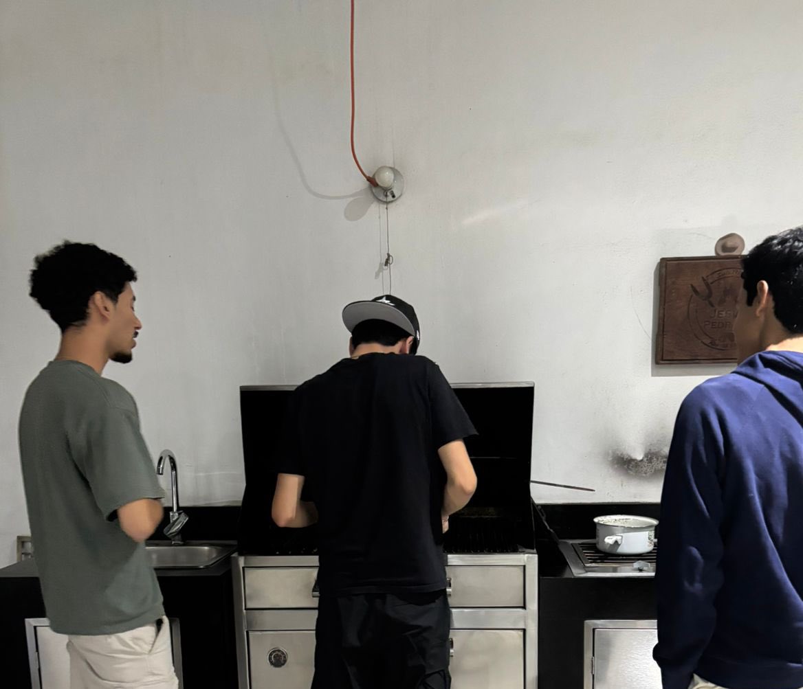 QuickMeza's tweet image. 