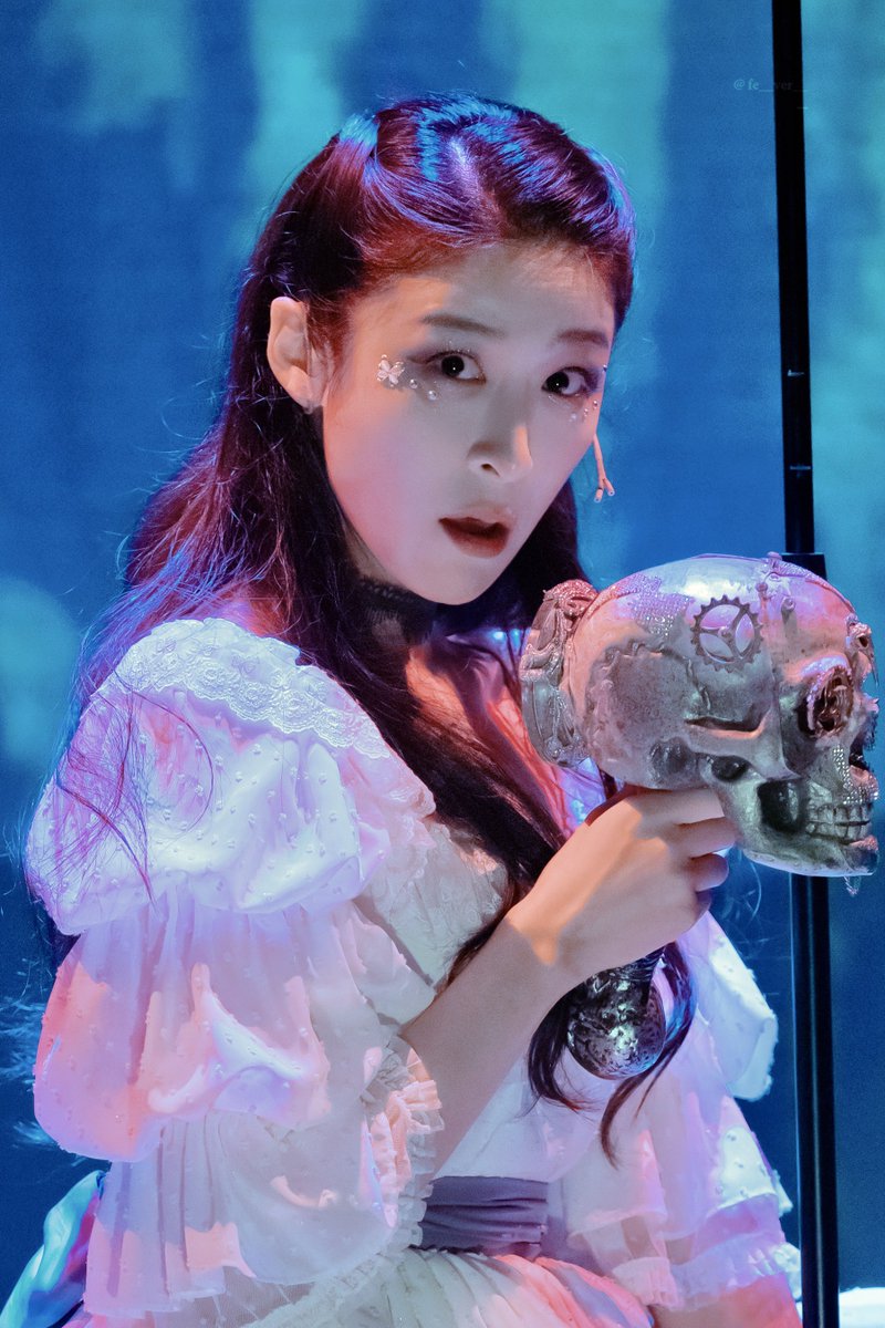 251116 후크 스페셜 커튼콜 
M17. 내가 뭘 잘못했지?
웬디 #정우연 

봐,
나 아무 잘못 없잖아