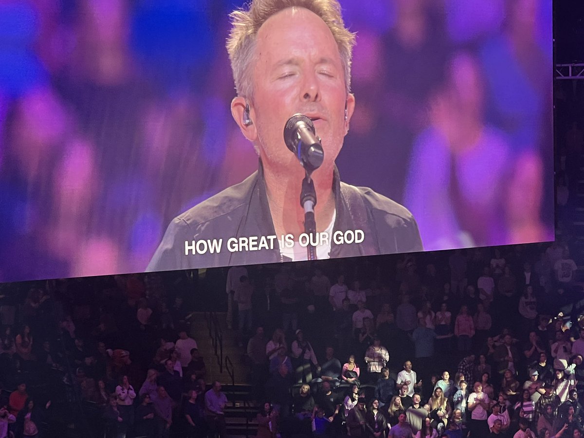 AbnerNormal18's tweet image. America’s worship leader. Chris Tomlin. UVU. Harvest Crusade. How Great is our God! #PutThatInYourPipe