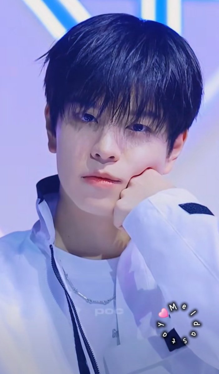 ManabatYael's tweet photo. Too cute to handle #straykids #seungmin https://t.co/KfiYDYShWR