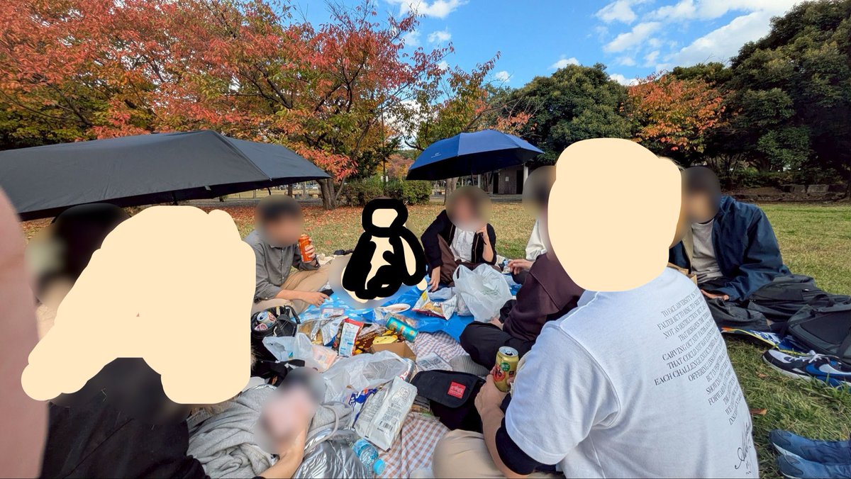 rikkyo_lovelive's tweet image. 先日、お台場にて紅葉狩り（紅葉見）を開催しました🍁
流れゆく時の現れにノスタルジーを感じるのかと思えば、
そこには終始 楽しさで色づく笑顔の紅葉があり、とても心地よいひとときになりました☺️
こんなイマをいつまでも重ねつづけたいです🤝