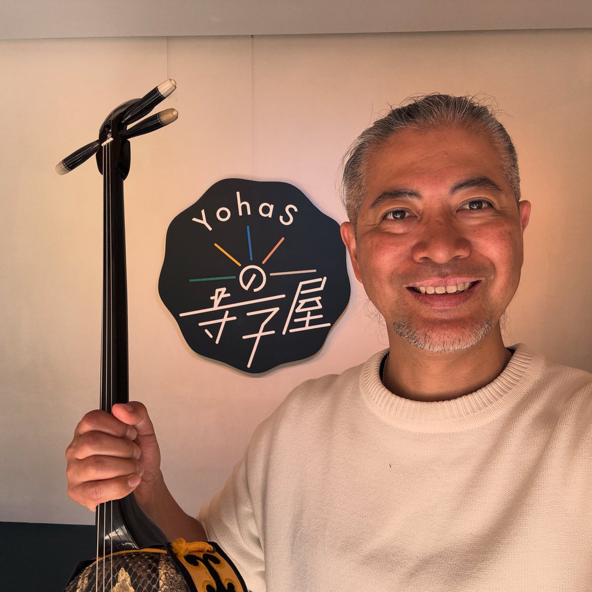 沖縄三線 数回使用美品 オマケ多数 沖縄三線 数回使用美品 オマケ多数