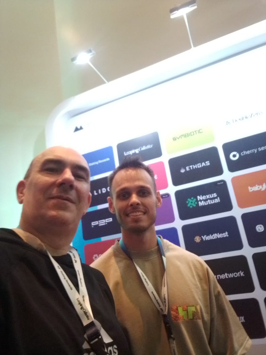 Slalomprotocol's tweet image. Attended yesterday a very top notch event by @StakingRewards in Buenos Aires, Argentina, 2 days with the most important companies in the DeFi space. A lot to learn and a very inspiring people to connect. Thanks for your valuable time and suggestions.